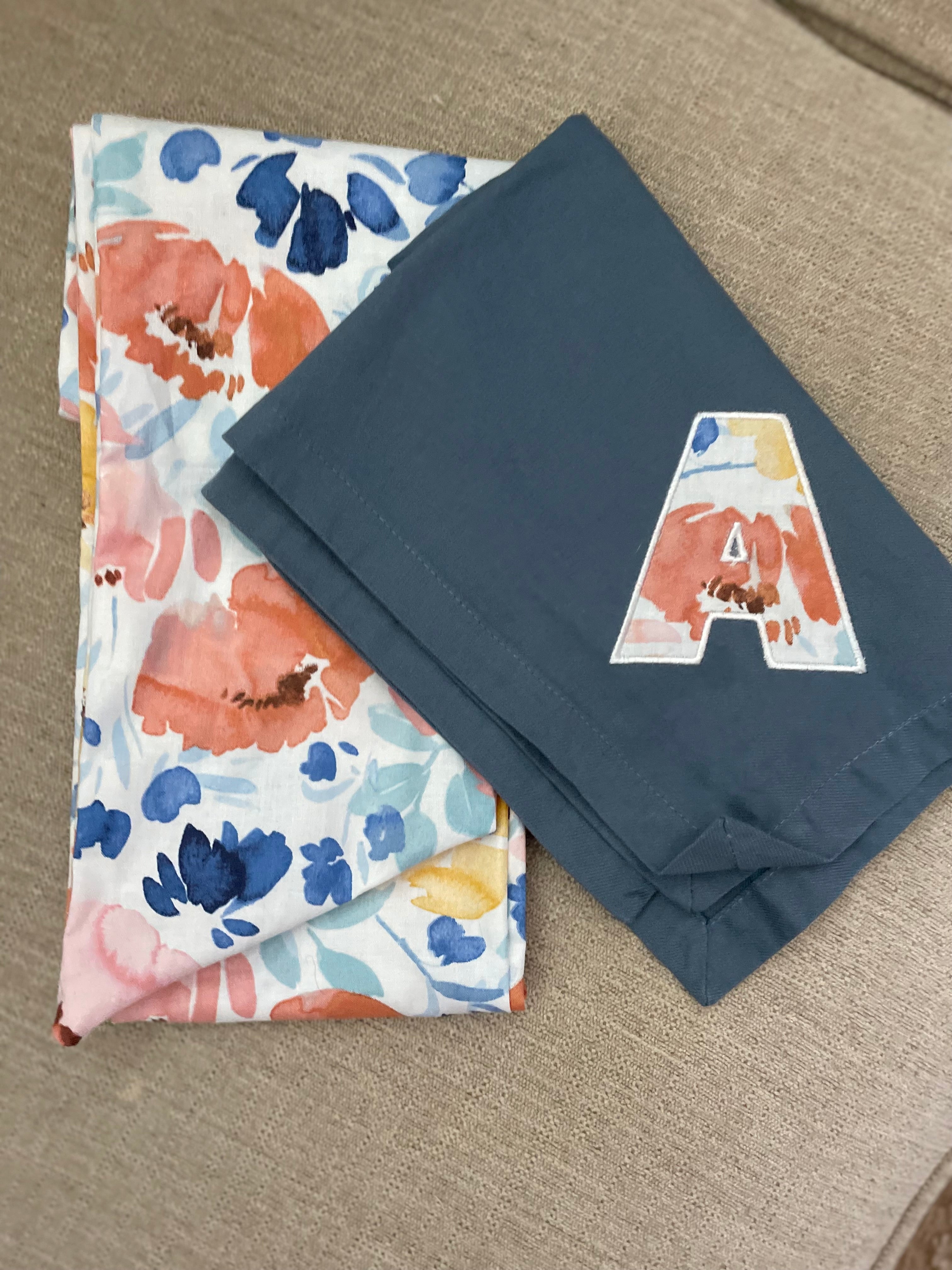 Wreath Sash and Napkin Set